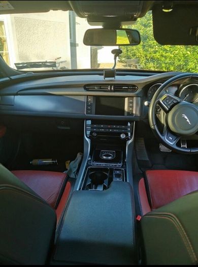 2018 Jaguar XF R-Sport