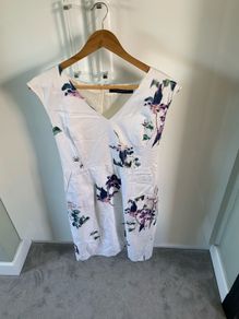 White Lilac French Connection Dress - As New