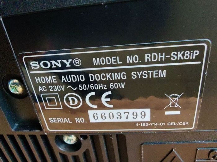 iPod nano +  Sony TRiK RDH-SK8iP + Bluetooth adapter