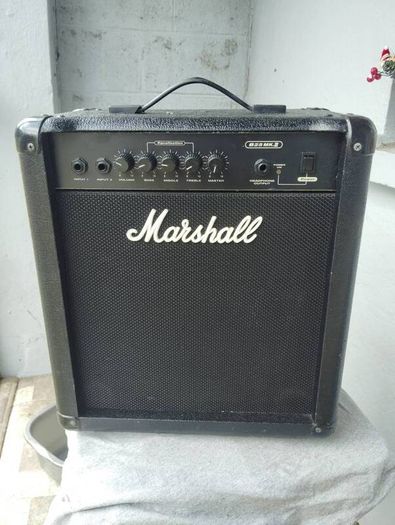Marshall Bass Amplifier
