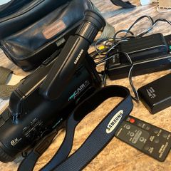 Vintage Samsung MyCam VP-U8 8mm Camcorder Bundle - Fully Working & Complete