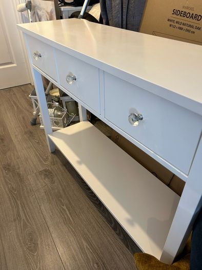 console table