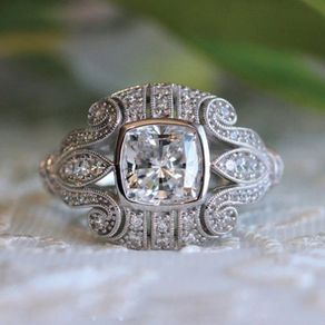 Art Deco Vintage Style Crystal Silver Ring