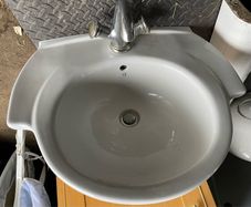 Luxury Sink, taps and toilet