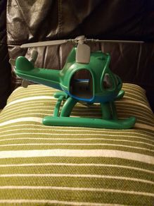 Green toy, Helicopter