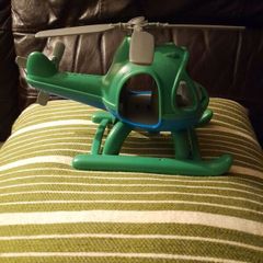 Green toy, Helicopter