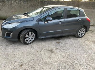 2013 Peugeot 308 Active Breaking
