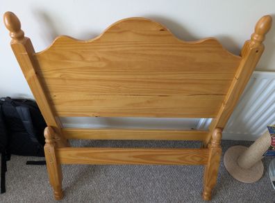 Single bed base