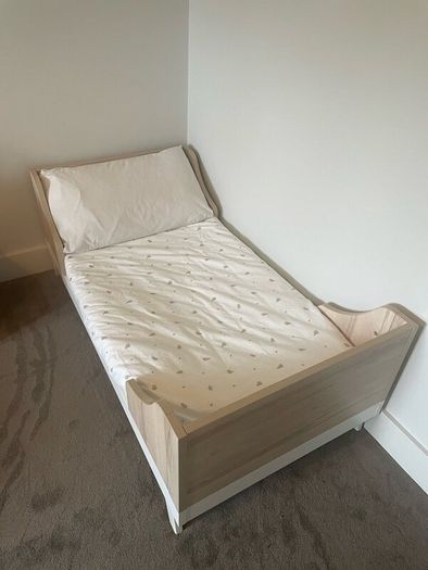 Cot/Bed