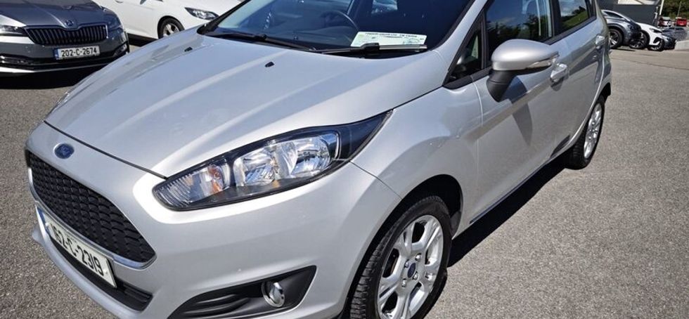 162 Ford Fiesta Zetec 1.0 Petrol - Only 82000KM