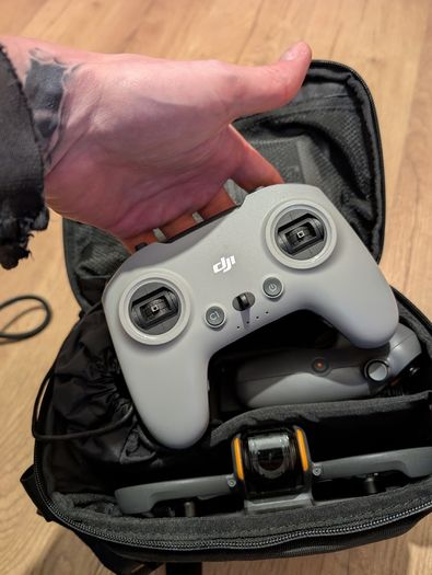 DJI Avata 2 - Fly More Combo + Motion Controller + NEW RC Controller WORTH 1200+
