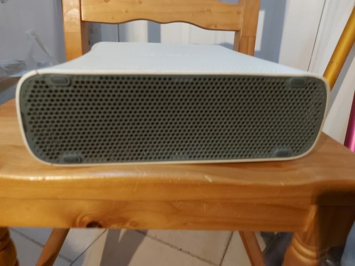 XBOX 360, with Power Charger, 2 Controlllers with Charger, wifi ariel, Communication cable, all in excellent cosmetic condition, not tested