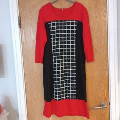 Avalon Red Dress. S.16.
