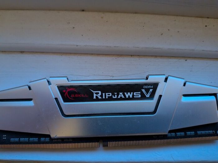 RipJaws 16gb Ram DDR4