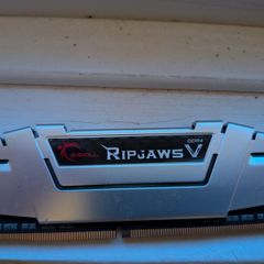 RipJaws 16gb Ram DDR4