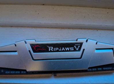 RipJaws 16gb Ram DDR4