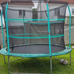 Trampoline
