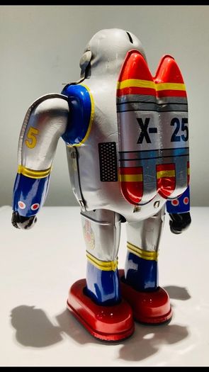 Robot Tin Toy