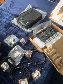 arturia microfreak bag bundle + mic + step up tip 9 v