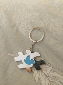 Twitter keyring