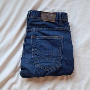 Diesel straight leg jeans Size 30/30 zip fly in excellent condition