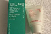 Innisfree cherry blossom glow jelly cream 15ml