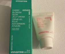 Innisfree cherry blossom glow jelly cream 15ml