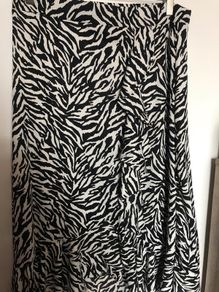 Savida skirt black & white size 14 to 16 New with tags