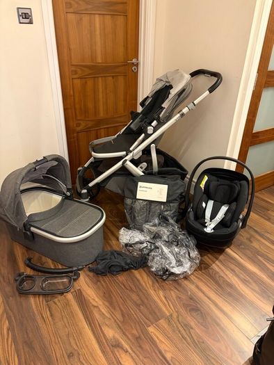 Uppababy Vista V2 travel system