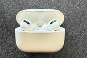 AirPods Pro 1