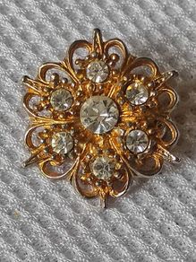 brooch