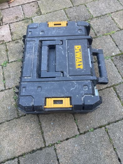 dewalt box