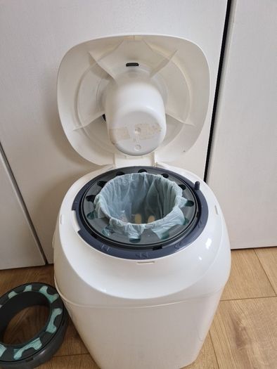 Tommy Tippee Sangenic Nappy Bin