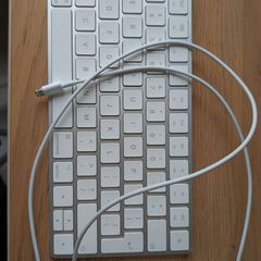 Apple keyboard and magic trackpad