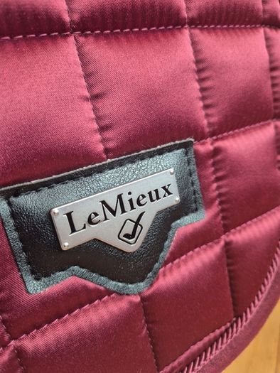 Unused Le Mieux Saddle Pad Size S/M
