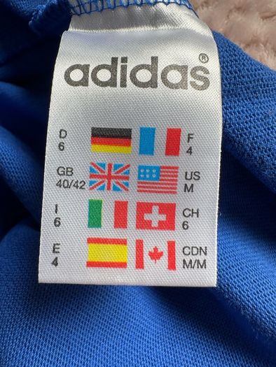 Adidas jumper for gents. Size medium/ large