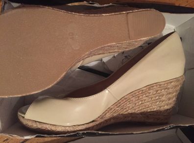 BNIB Ladies Open Toed cream wedges size 40