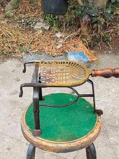 18th Century Trivet