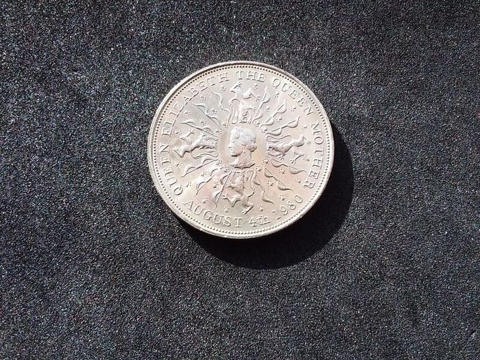 1980 Queen Mother - 80th Birthday Commemorative Crown Coin