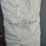 Wedding Dress: Mikaella Size 10 ( small 12) Image 6