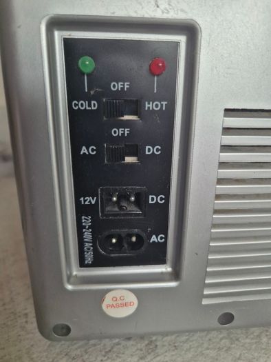 Mini Fridge ( Cooler & warmer )