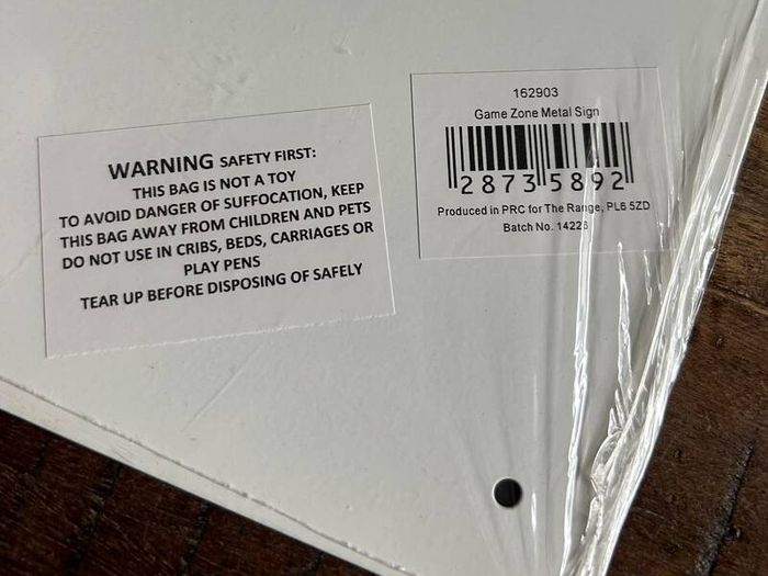 Game Zone Metal Sign - Brand New