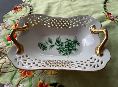 porcelain basket