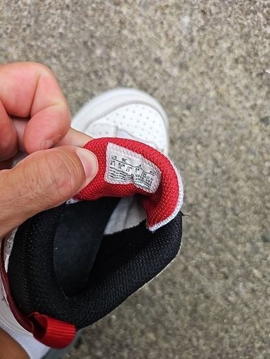 Infant boys Jordan trainers