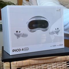 Pico 4 Ultra VR set