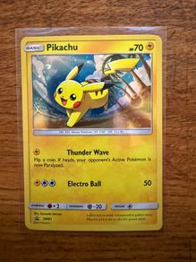 Black star promo Pikachu SM81