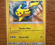Black star promo Pikachu SM81