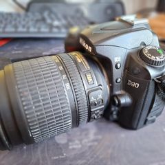 Nikon d90