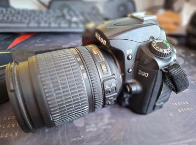 Nikon d90