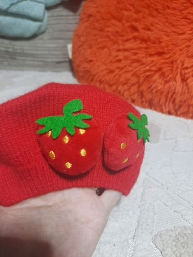 red strawberry beret